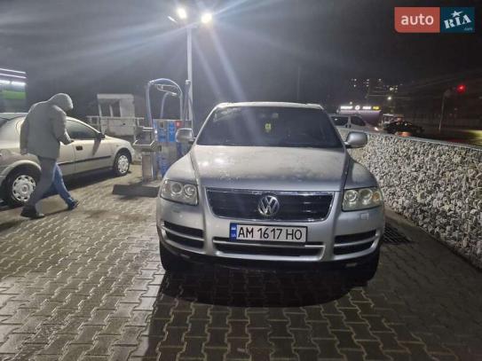 Volkswagen Touareg                         2004г. в рассрочку