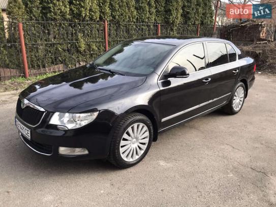 Skoda Superb 2011р. у розстрочку