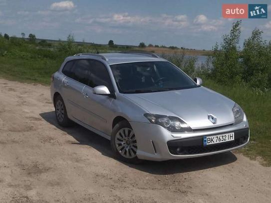 Renault Laguna                          2010г. в рассрочку