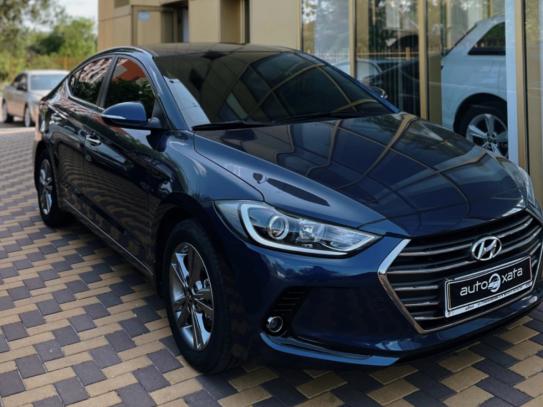 Hyundai Elantra
                         2018г. в рассрочку
