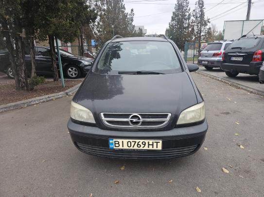 Opel Zafira 2003г. в рассрочку