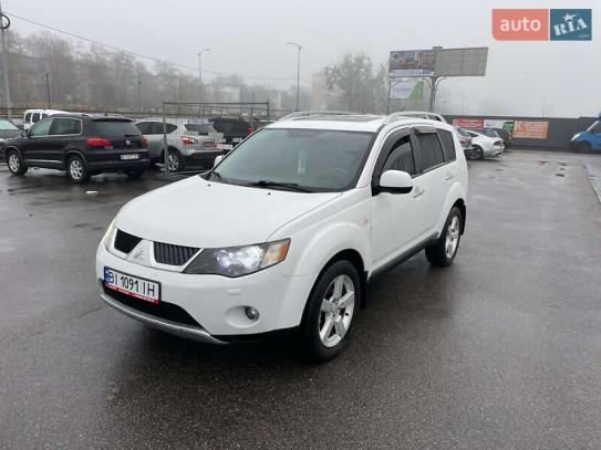 Mitsubishi Outlander 2008р. у розстрочку