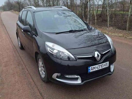 Renault Grand scenic                    2014г. в рассрочку