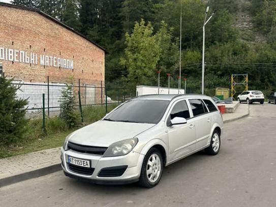 Opel Astra 2006р. у розстрочку