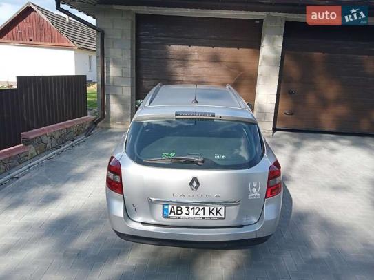 Renault Laguna                          2012г. в рассрочку
