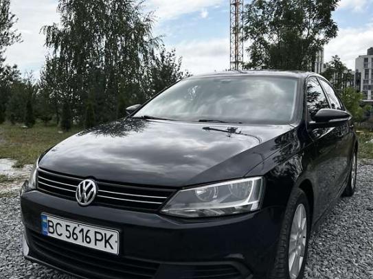 Volkswagen Jetta 2013г. в рассрочку