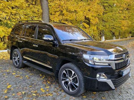 Toyota Land cruiser 2020г. в рассрочку