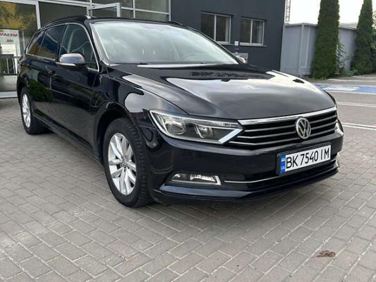 Volkswagen Passat 2015р. у розстрочку