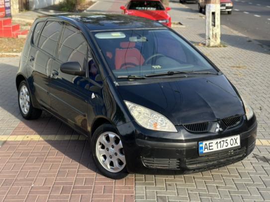 Mitsubishi Colt                            2006г. в рассрочку