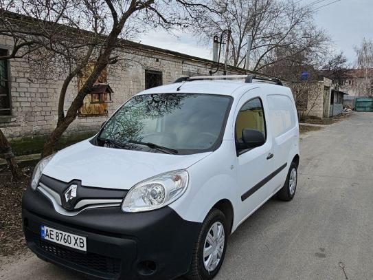 Renault Kangoo                          2017г. в рассрочку