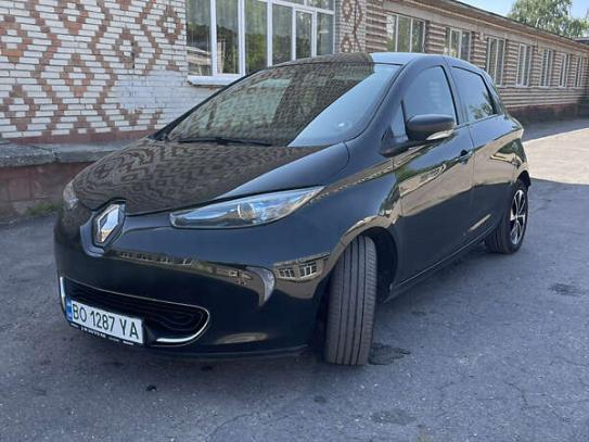Renault Zoe                             2017г. в рассрочку