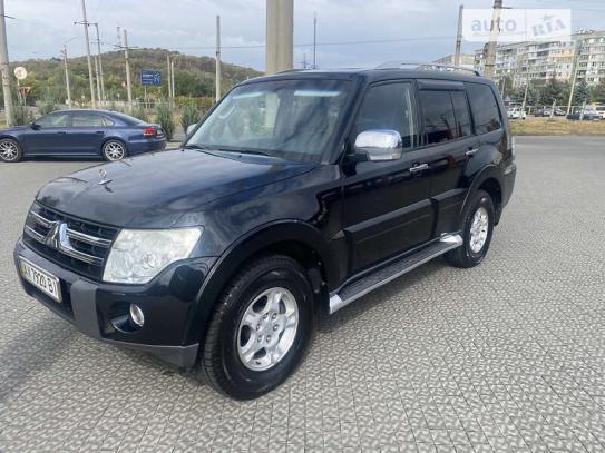 Mitsubishi Pajero wagon 2008р. у розстрочку