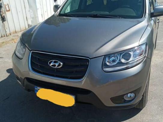 Hyundai Santa fe
                        2012г. в рассрочку