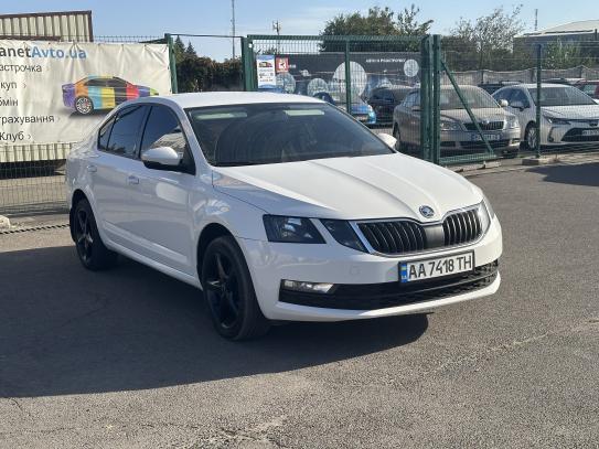 Skoda Octavia
                         2018г. в рассрочку