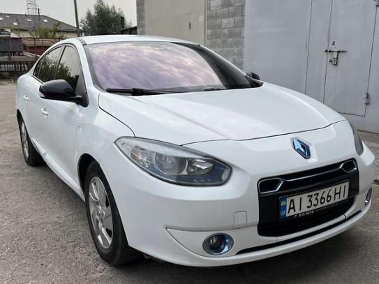 Renault Fluence 2012г. в рассрочку