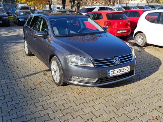 Volkswagen Passat 2011р. у розстрочку