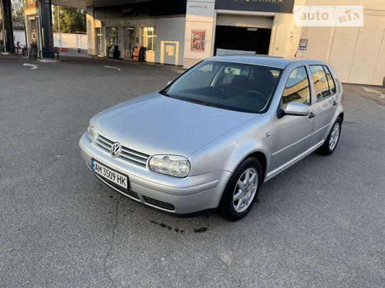 Volkswagen Golf 2000р. у розстрочку