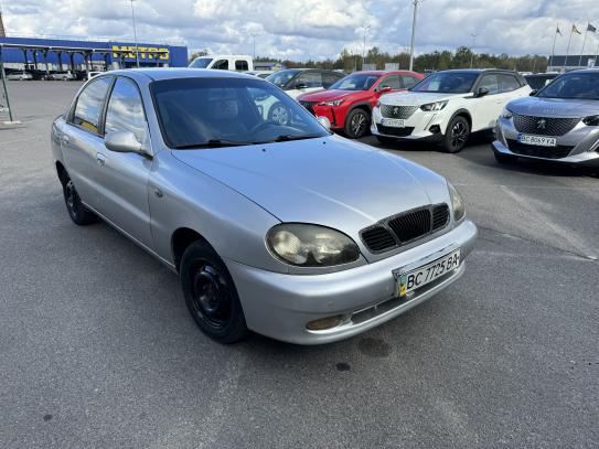 Daewoo Lanos 2002р. у розстрочку