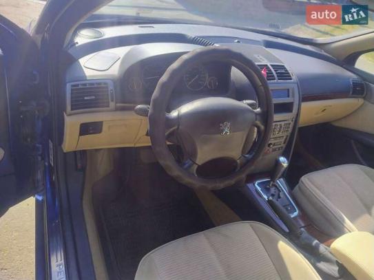 Peugeot 407                             2005г. в рассрочку