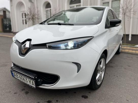 Renault Zoe
                             2017г. в рассрочку