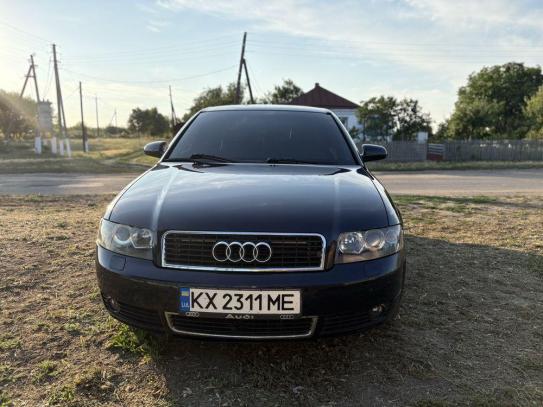 Audi A4                              2003г. в рассрочку