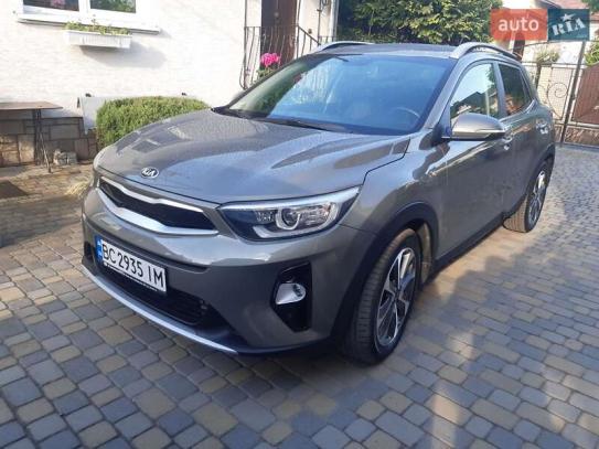 Kia Stonic
                          2017г. в рассрочку
