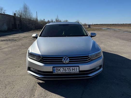 Volkswagen Passat                          2015г. в рассрочку