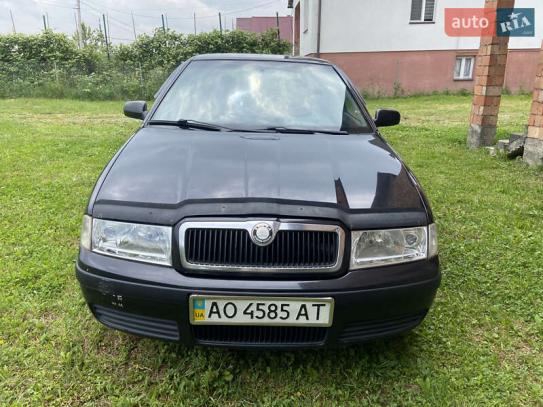 Skoda Octavia                         2007г. в рассрочку