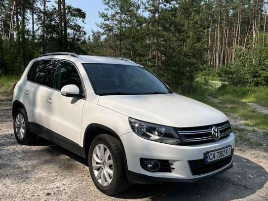 Volkswagen Tiguan                          2012г. в рассрочку