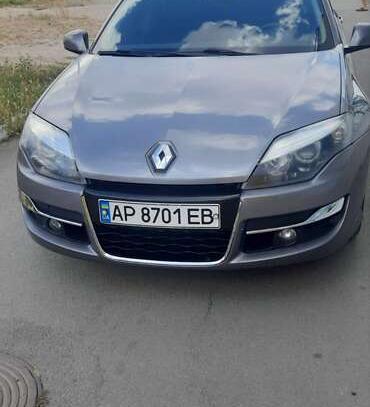 Renault Laguna 2011р. у розстрочку