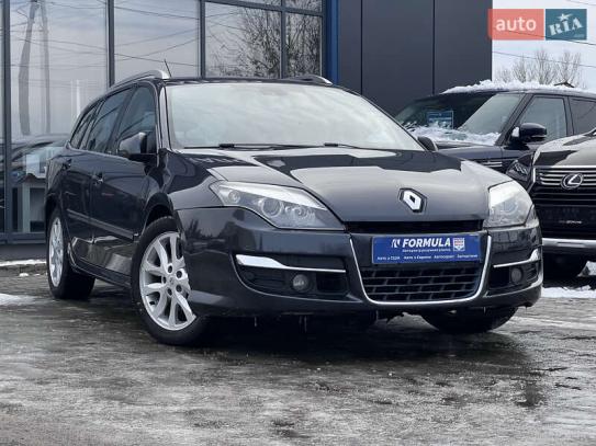 Renault Laguna
                          2010г. в рассрочку