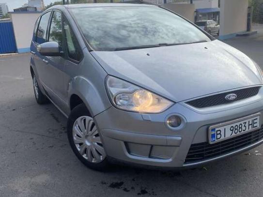 Ford S-max 2006г. в рассрочку