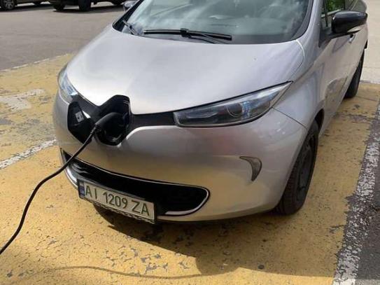Renault Zoe                             2016г. в рассрочку