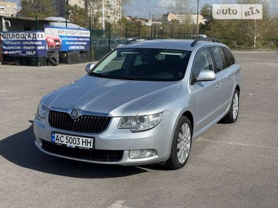 Skoda Superb 2012г. в рассрочку