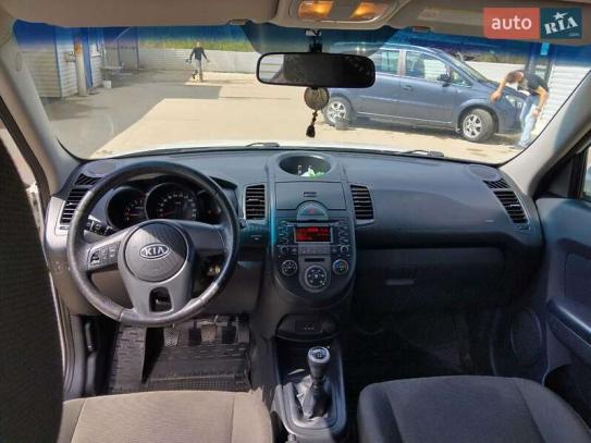 Kia Soul                            2009г. в рассрочку