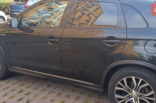 Mitsubishi Outlander                       2018г. в рассрочку