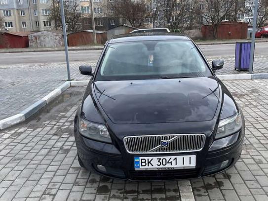 Volvo V50                             2005г. в рассрочку