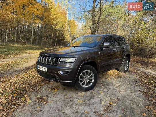 Jeep Grand cherokee 2017г. в рассрочку