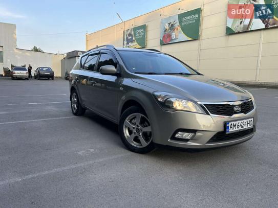 Kia Ceed                            2011г. в рассрочку