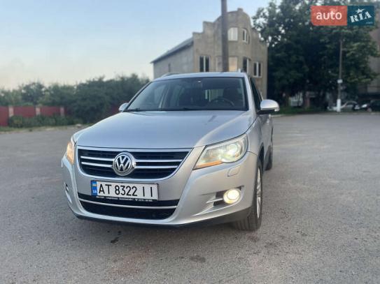 Volkswagen Tiguan
                          2008г. в рассрочку