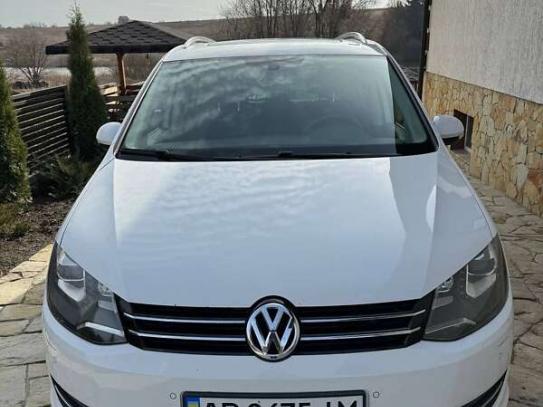 Volkswagen Sharan 2013р. у розстрочку