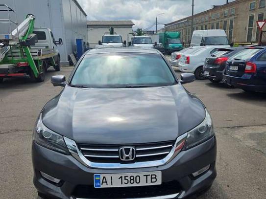 Honda Accord                          2012г. в рассрочку