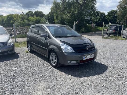 Toyota Corolla verso                   2006г. в рассрочку