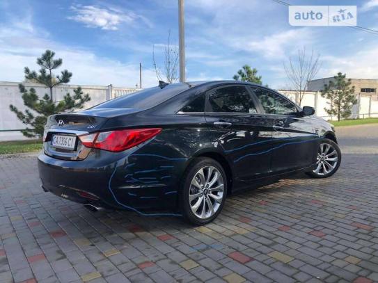 Hyundai Sonata 2012г. в рассрочку