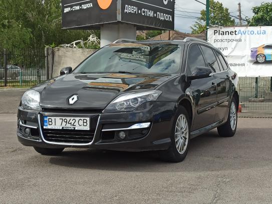 Renault Laguna                          2011г. в рассрочку