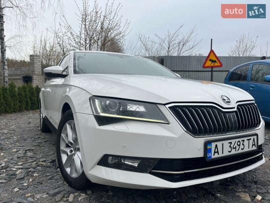 Skoda Superb                          2016г. в рассрочку