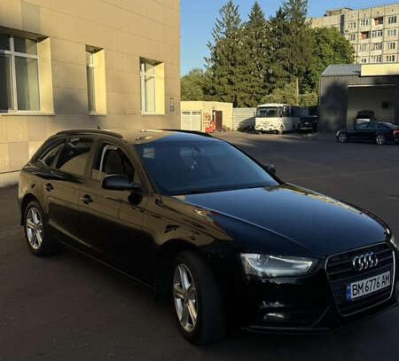 Audi A4                              2015г. в рассрочку