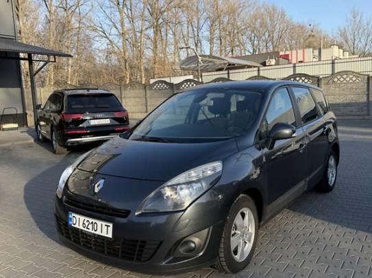 Renault Grand scenic 2010 in Raten