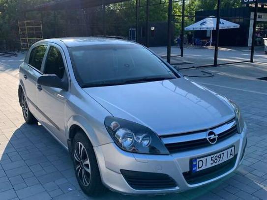 Opel Astra                           2006г. в рассрочку