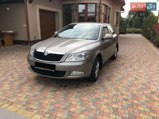 Skoda Octavia 2010р. у розстрочку